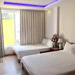Phuong Tung Hotel